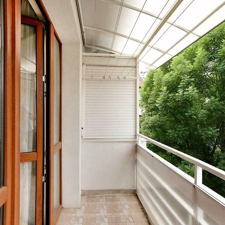 Spacious And Stylish Apartment In The Heart Of Sofia Plus Parking Kültér fotó