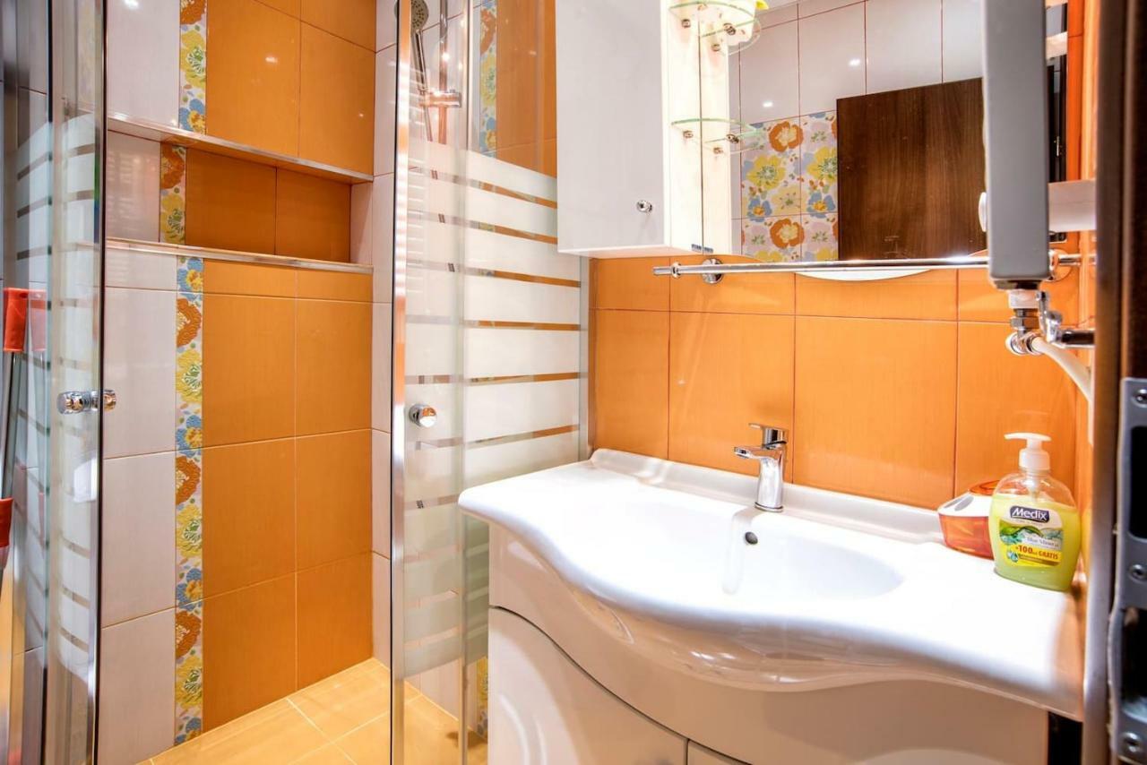 Spacious And Stylish Apartment In The Heart Of Sofia Plus Parking Kültér fotó